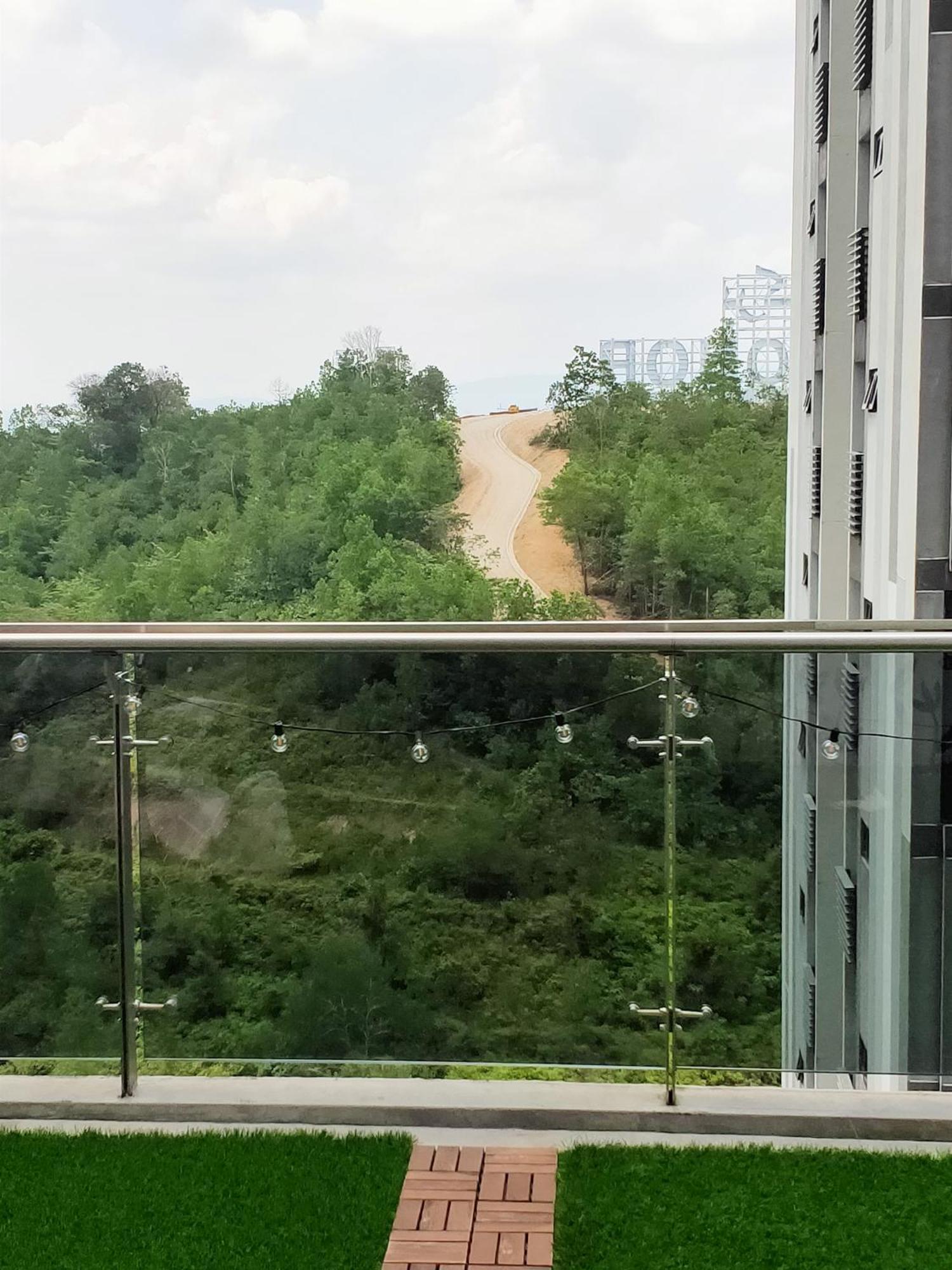 D Bunga مسلم Homestay Pool View Legoland Nusajaya Nusajaya  Exterior foto