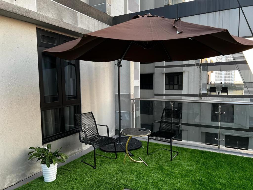 D Bunga مسلم Homestay Pool View Legoland Nusajaya Nusajaya  Exterior foto